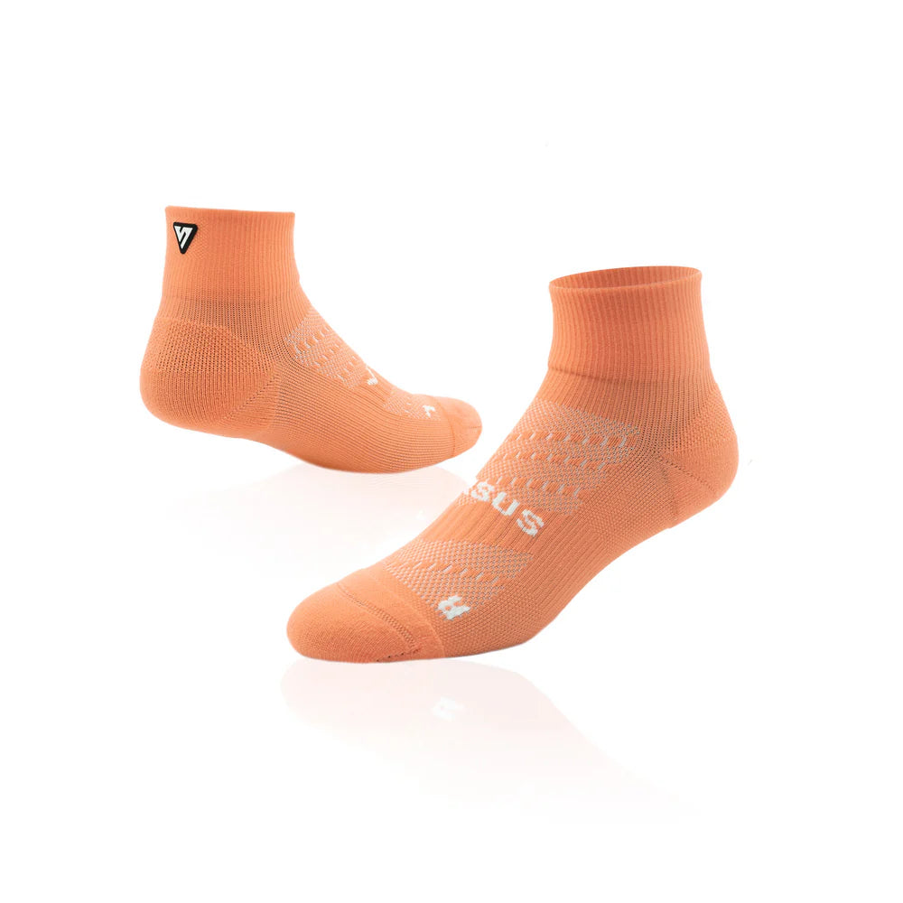Versus Quarter Running Socks - Peachy